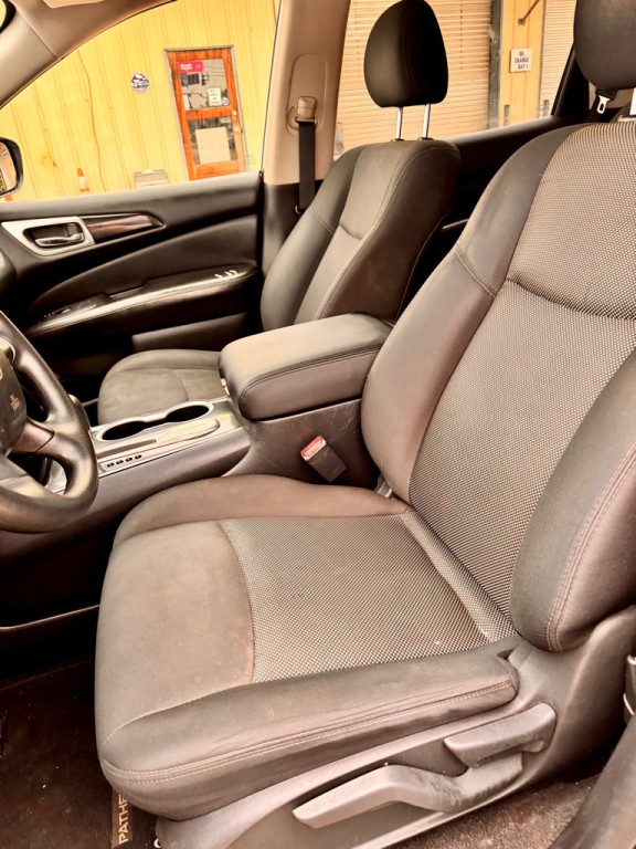 2020 Nissan Pathfinder Image 6
