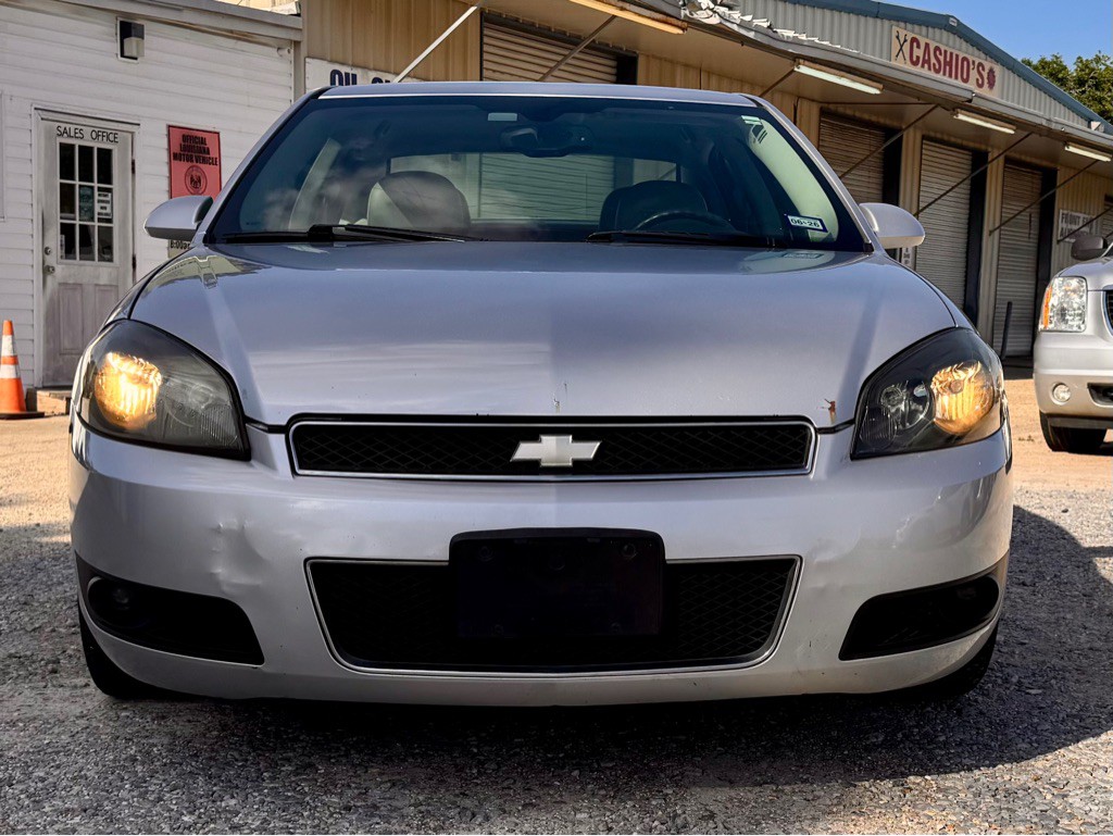 2014 Chevrolet Impala Image 2