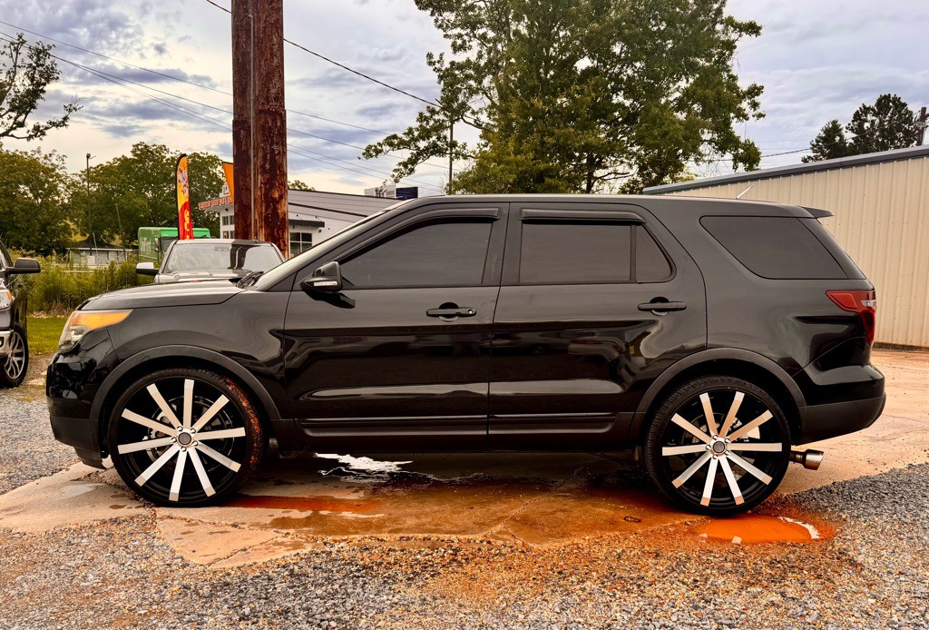 2015 Ford Explorer Image 8