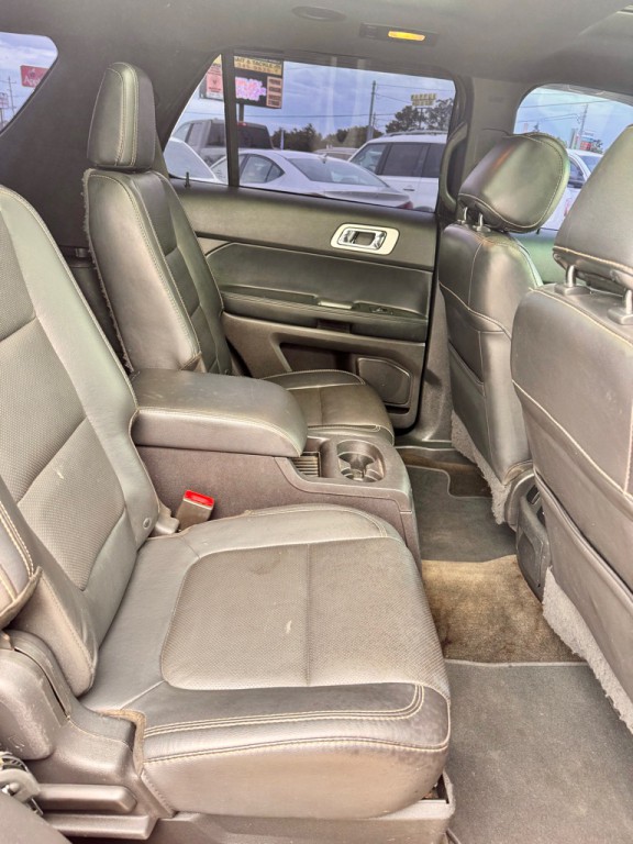 2015 Ford Explorer Image 15