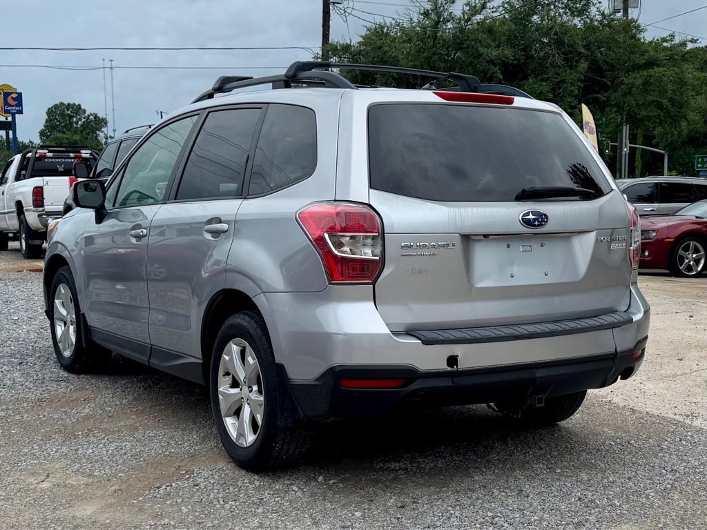 2014 Subaru Forester Image 7