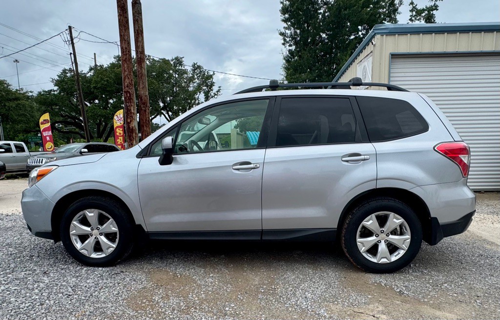 2014 Subaru Forester Image 8