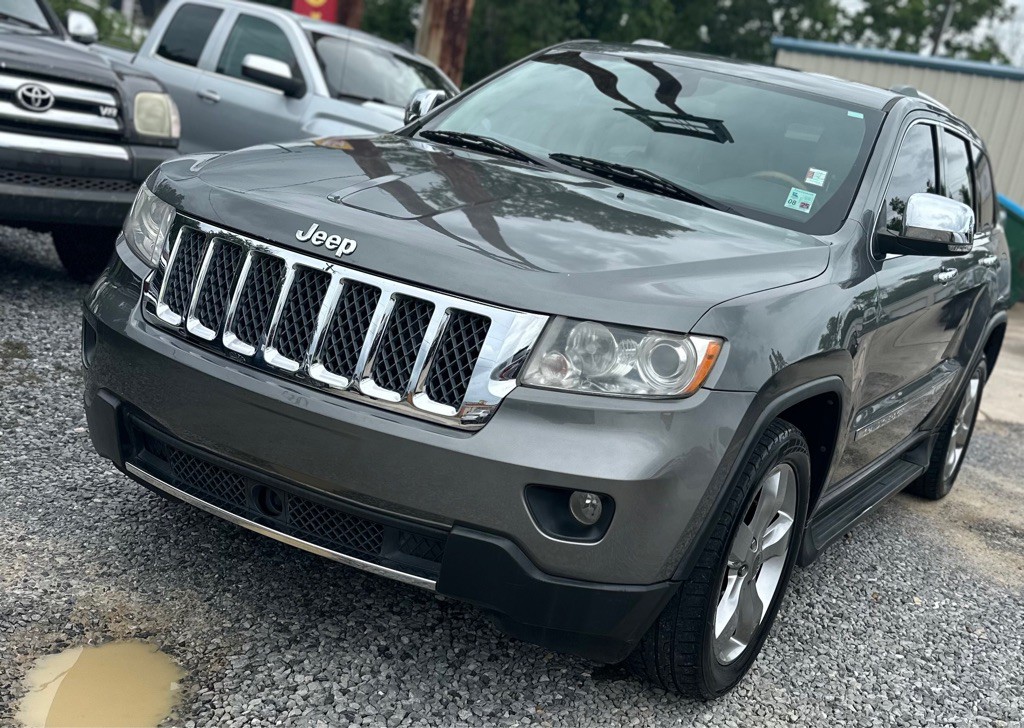 2012 Jeep Grand Cherokee Image 2