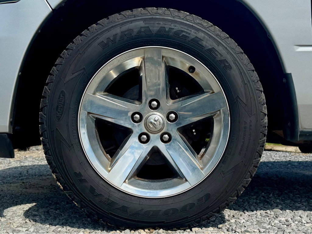 2012 RAM 1500 Image 9