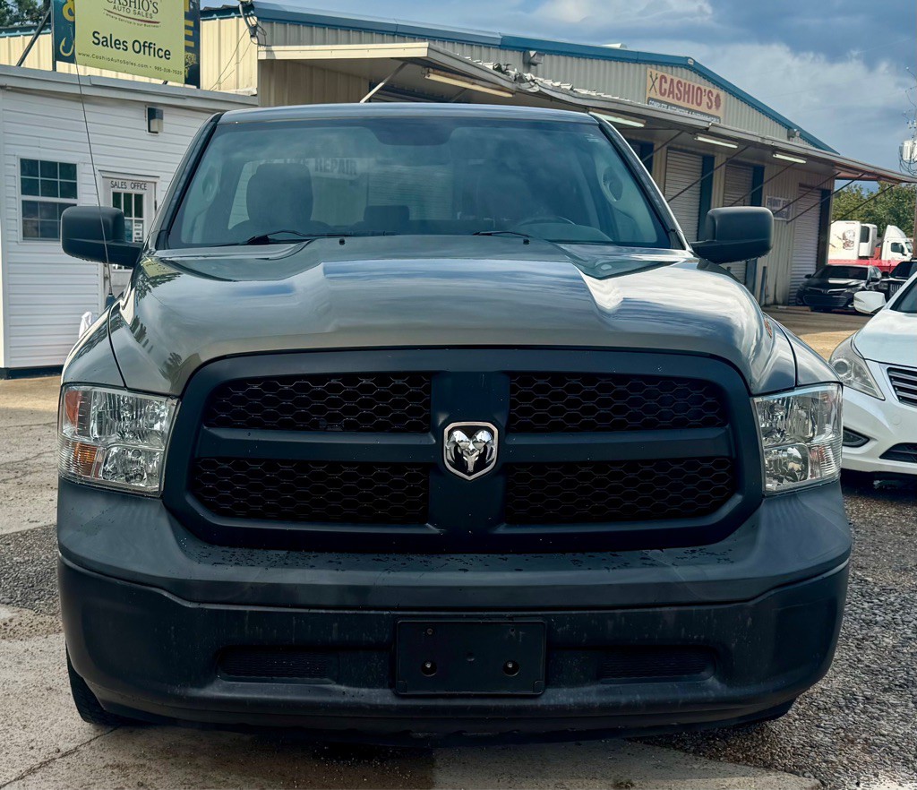 2013 RAM 1500 Image 2