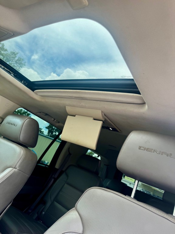 2016 GMC Yukon Image 21