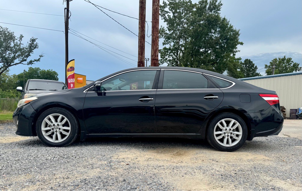 2014 Toyota Avalon Image 8