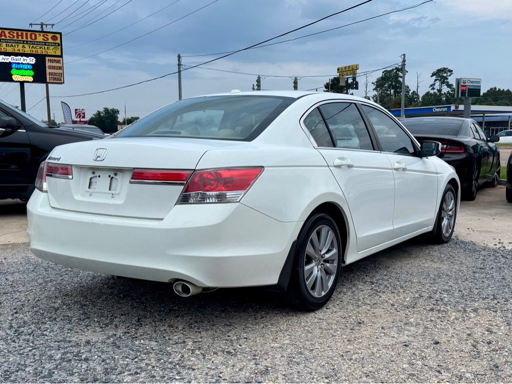 2011 Honda Accord Image 5