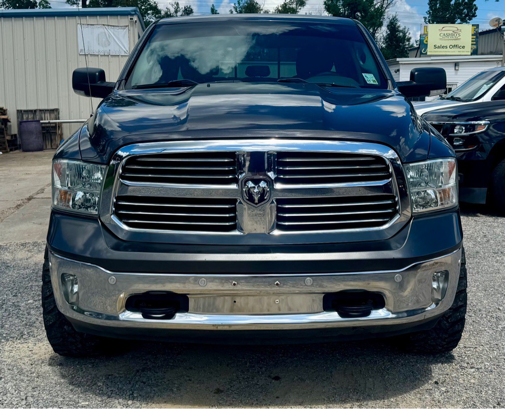 2016 RAM 1500 Image 2