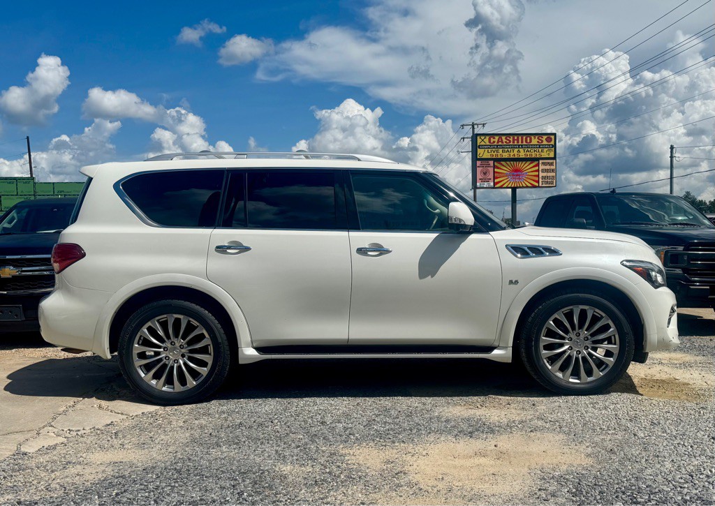 2016 INFINITI QX80 Image 4