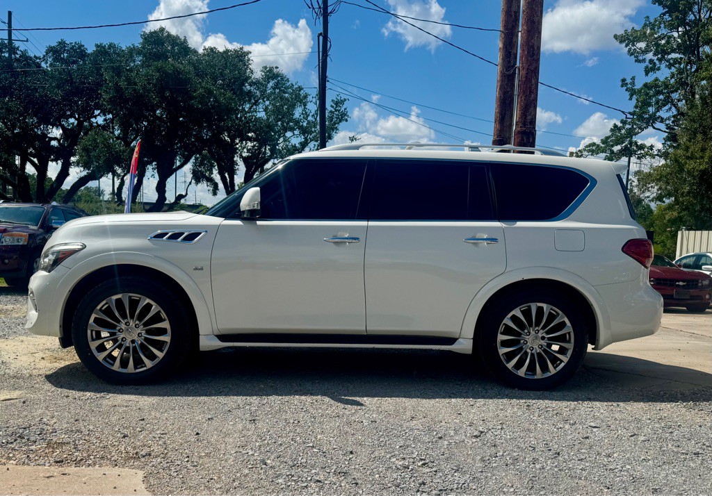 2016 INFINITI QX80 Image 8