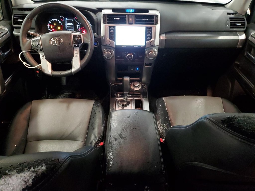 2022 Toyota 4Runner Image 8