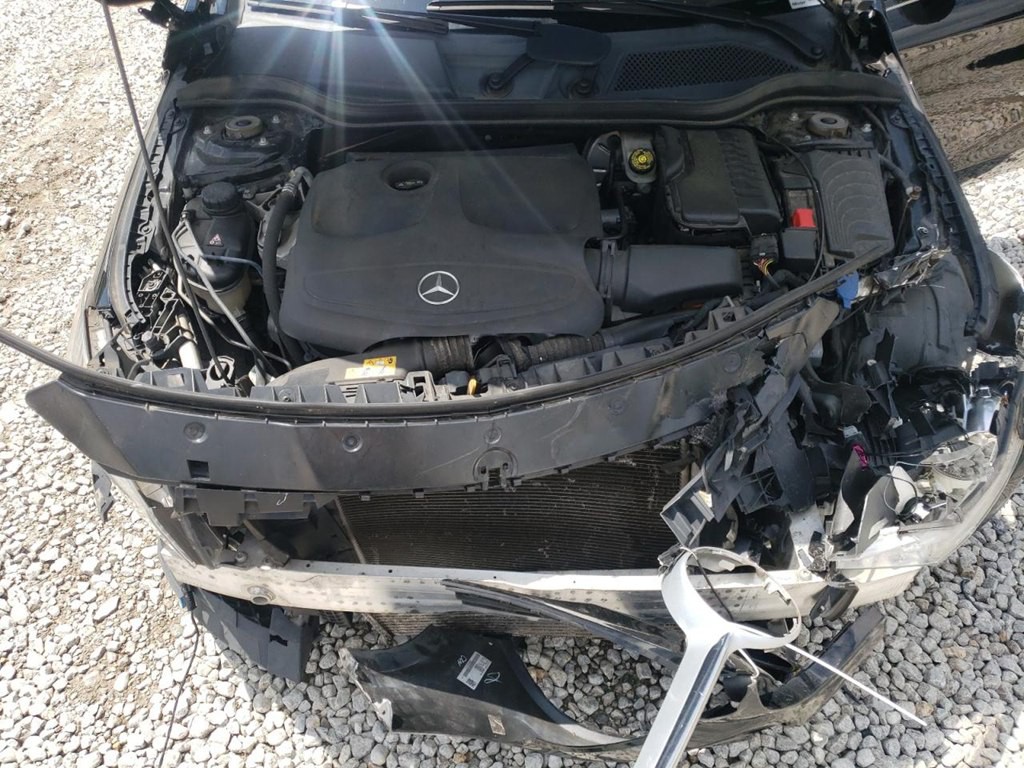 2018 Mercedes-Benz CLA-Class Image 7