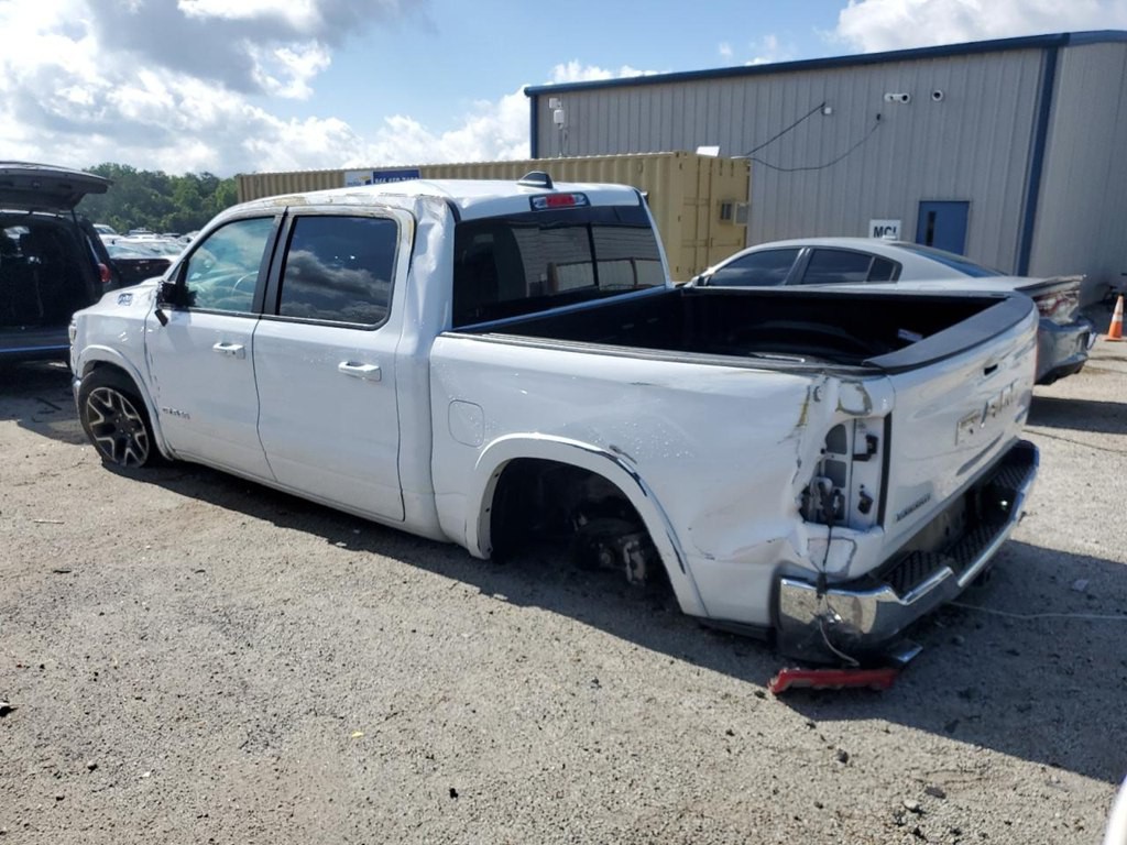 2025 RAM 1500 Image 2