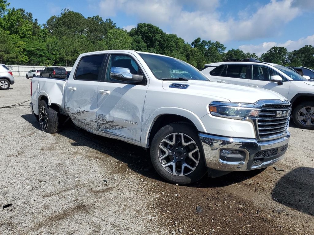 2025 RAM 1500 Image 4