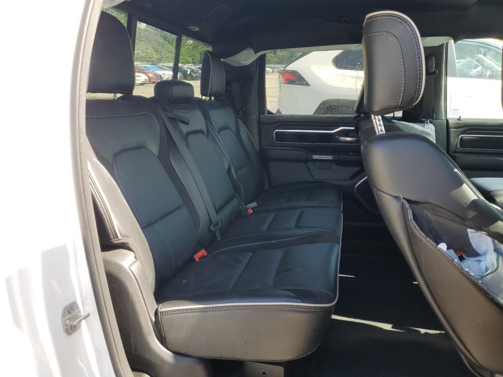 2025 RAM 1500 Image 10