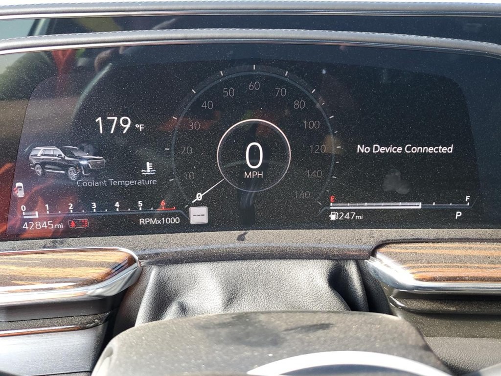 2021 Cadillac Escalade Image 9