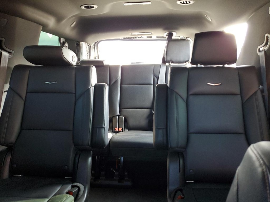 2021 Cadillac Escalade Image 10