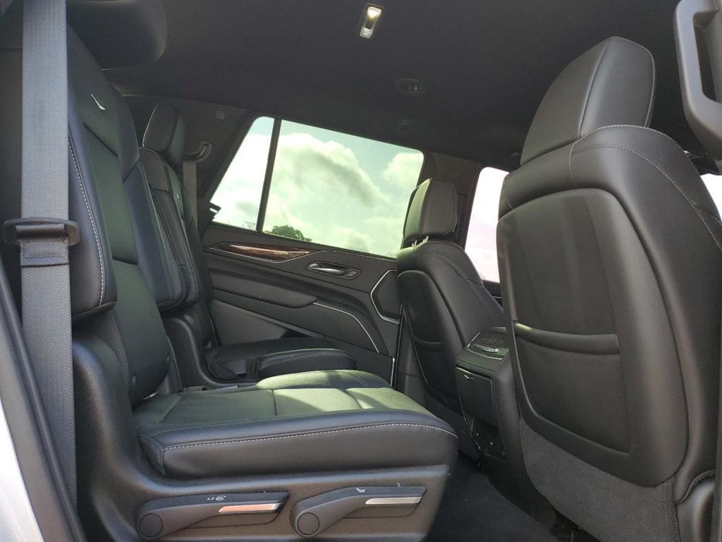 2021 Cadillac Escalade Image 11
