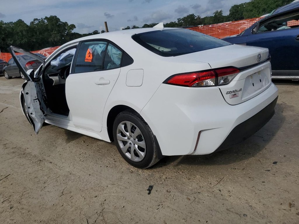 2025 Toyota Corolla Image 10