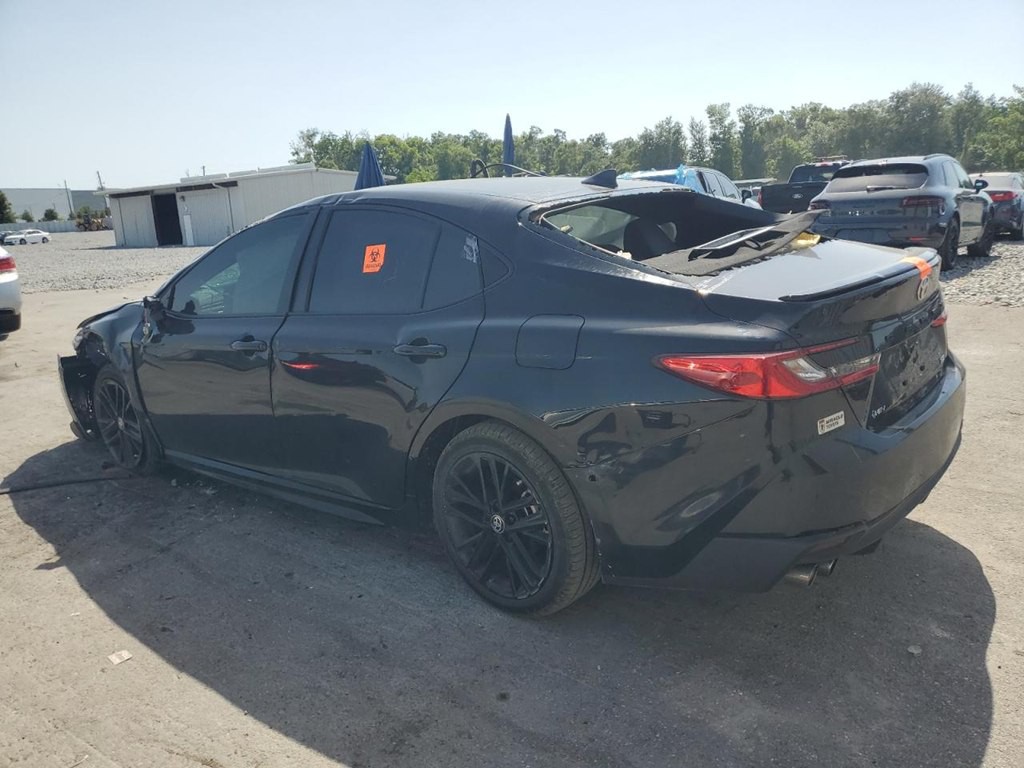2025 Toyota Camry Image 2