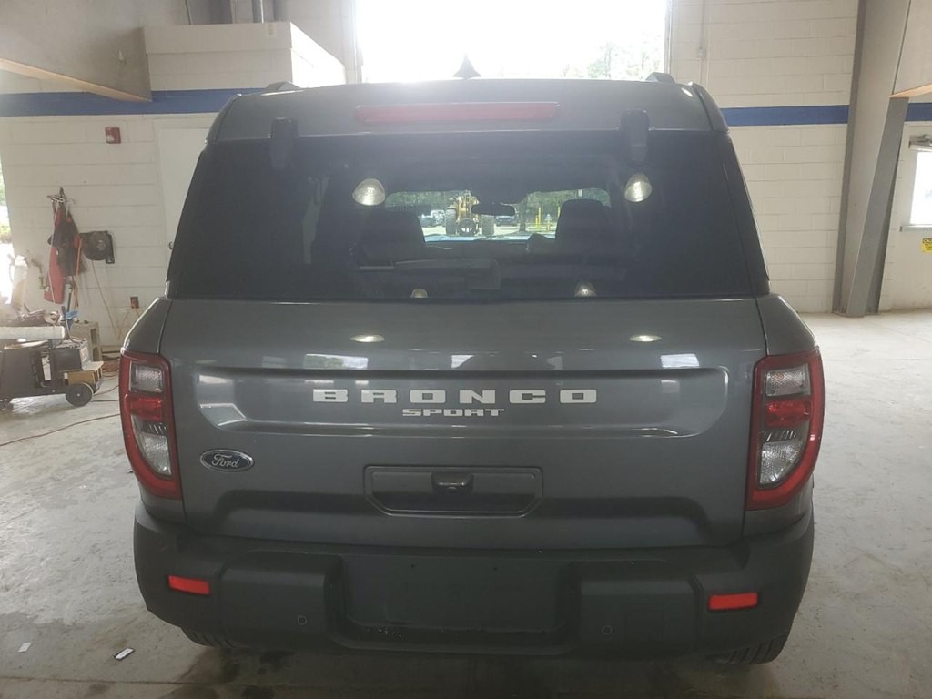 2025 Ford Bronco Image 6