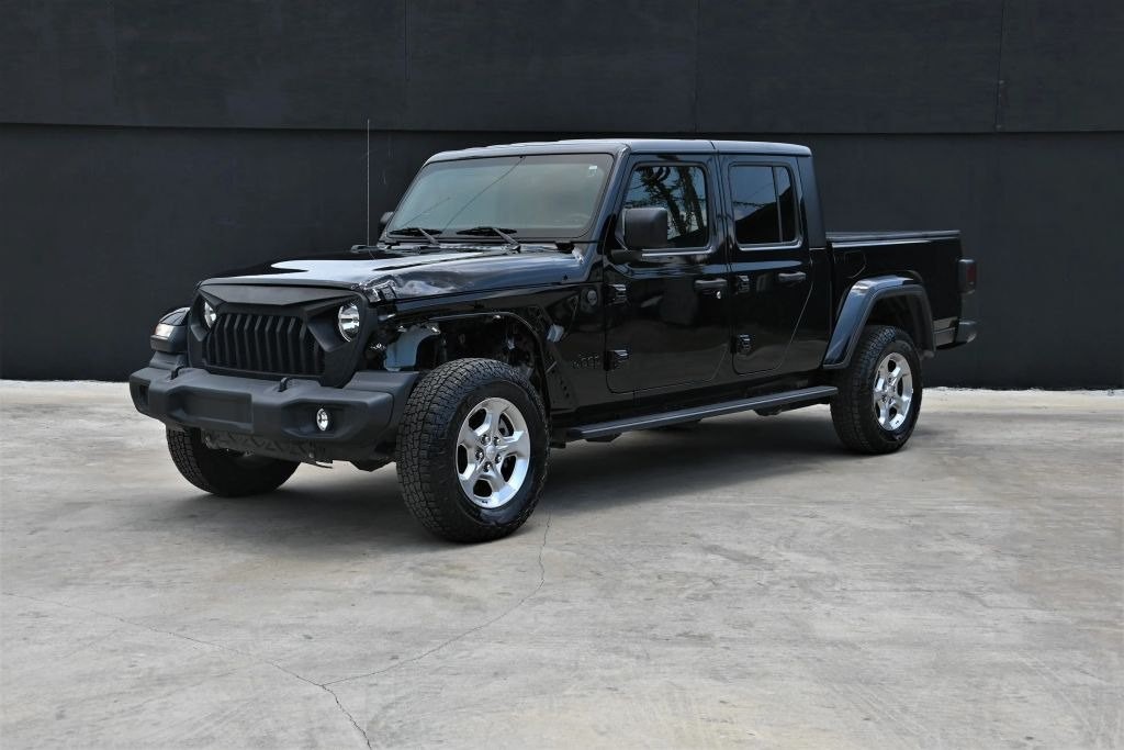 2021 Jeep Gladiator Image 1