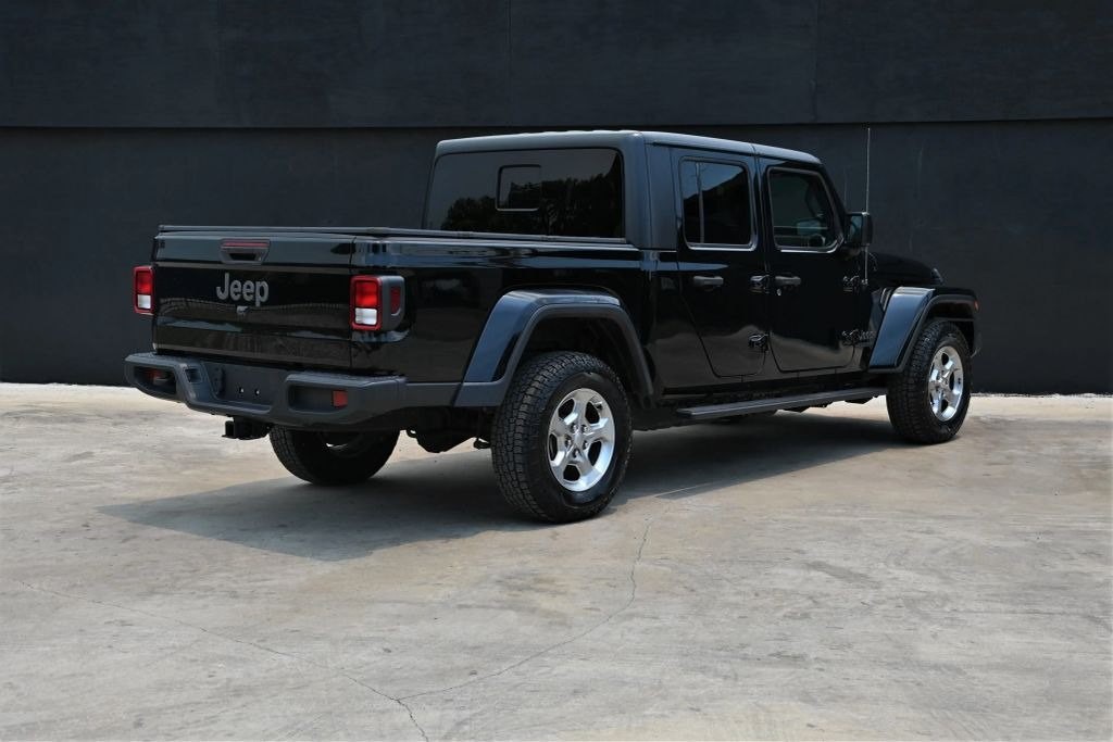 2021 Jeep Gladiator Image 4