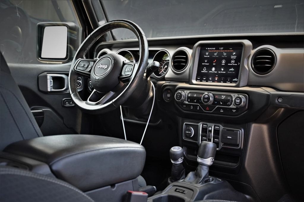 2021 Jeep Gladiator Image 15
