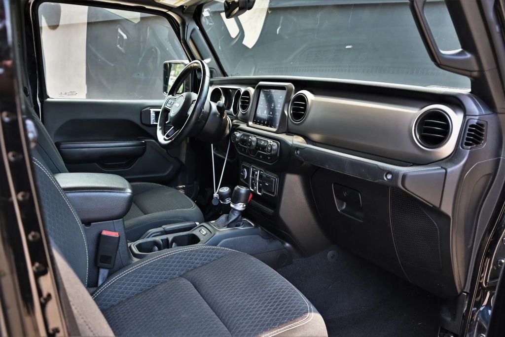 2021 Jeep Gladiator Image 21