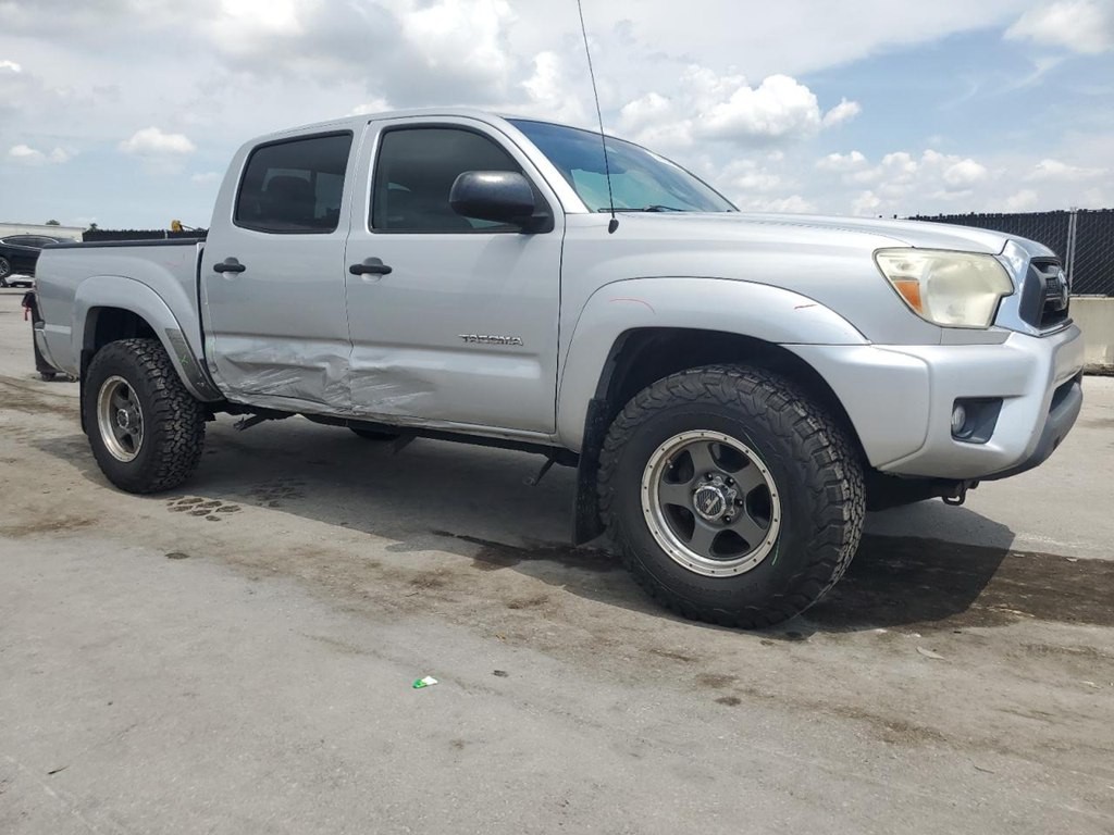 2013 Toyota Tacoma Image 4