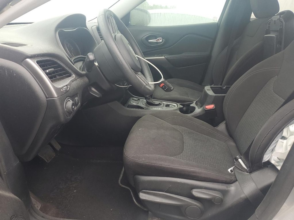 2019 Jeep Cherokee Image 7