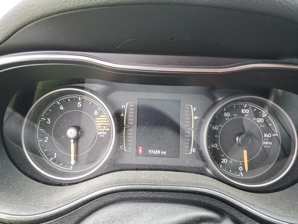 2019 Jeep Cherokee Image 9