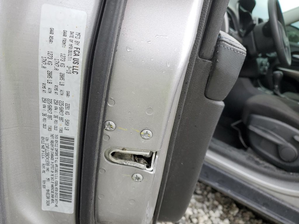 2019 Jeep Cherokee Image 13