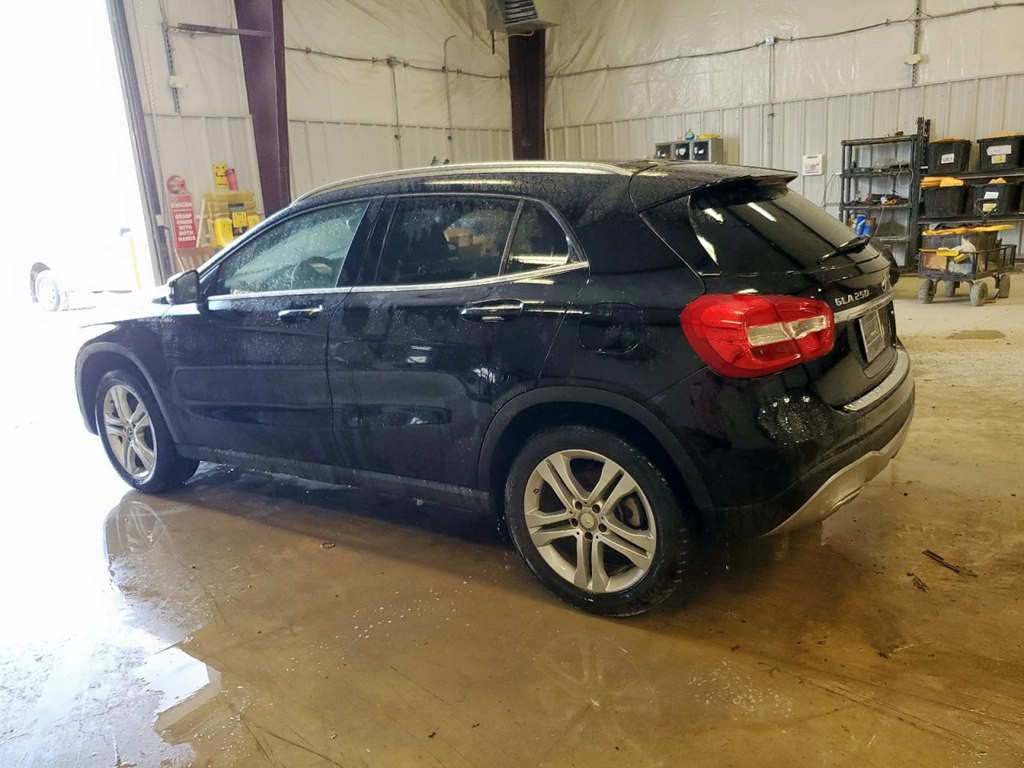 2018 Mercedes-Benz GLA-Class Image 2