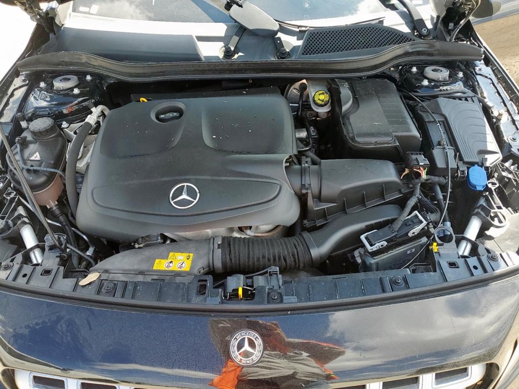 2018 Mercedes-Benz GLA-Class Image 12