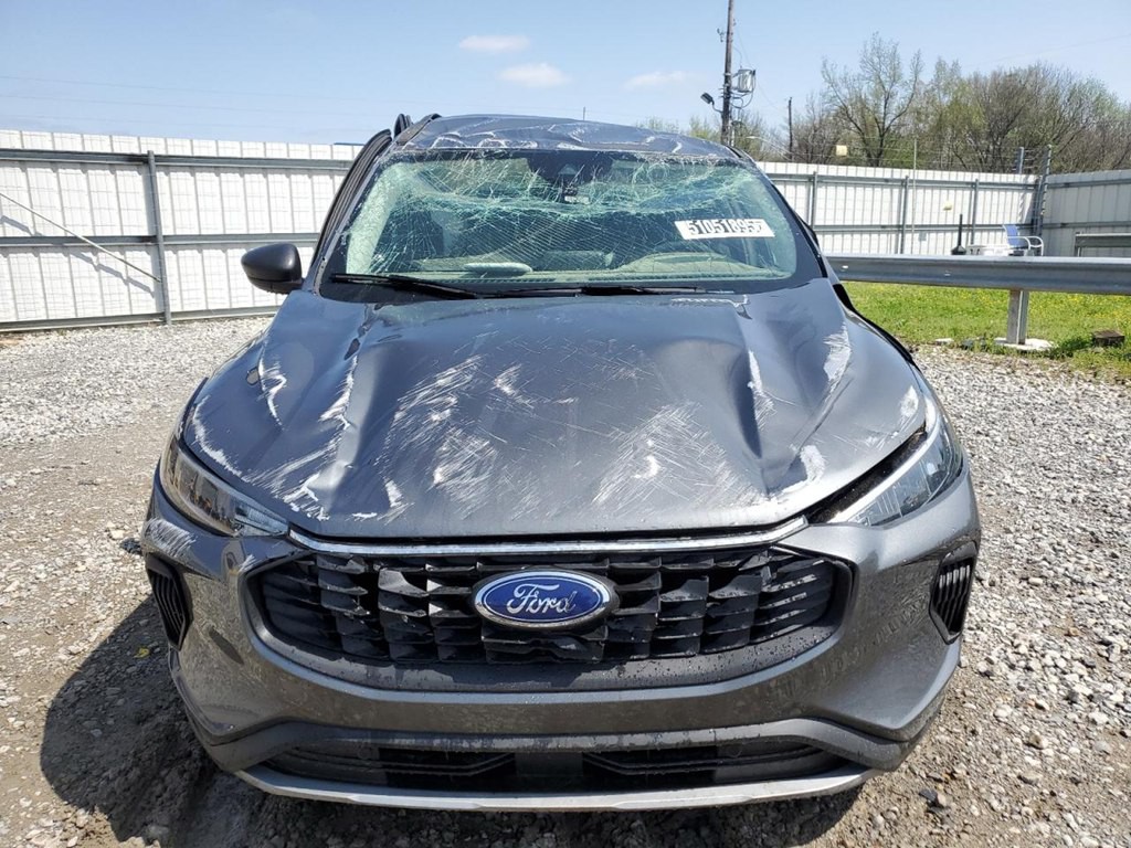 2025 Ford Escape Image 5