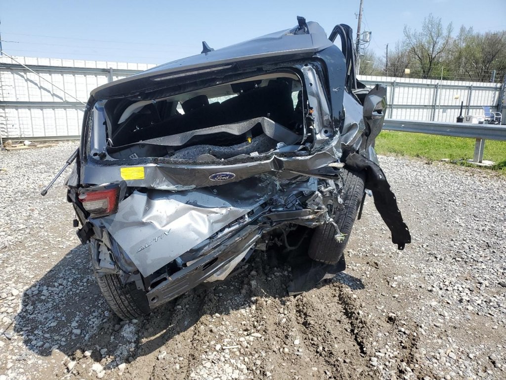 2025 Ford Escape Image 6