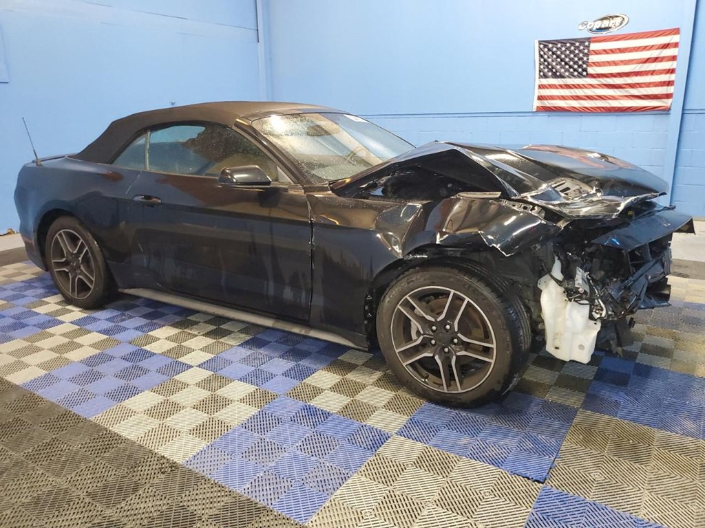 2020 Ford Mustang Image 4