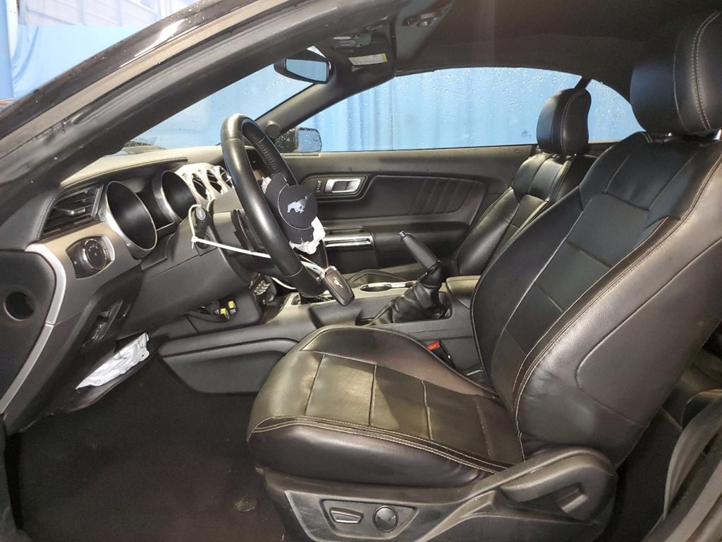 2020 Ford Mustang Image 7