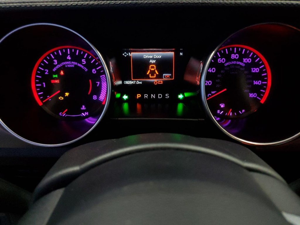 2020 Ford Mustang Image 9