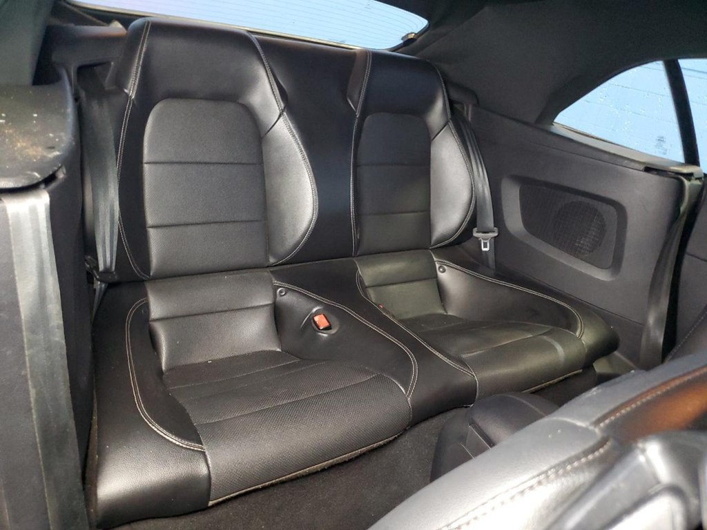 2020 Ford Mustang Image 10