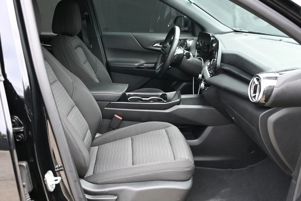 2025 Chevrolet Equinox Image 13