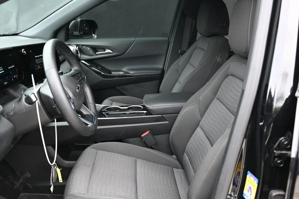 2025 Chevrolet Equinox Image 19