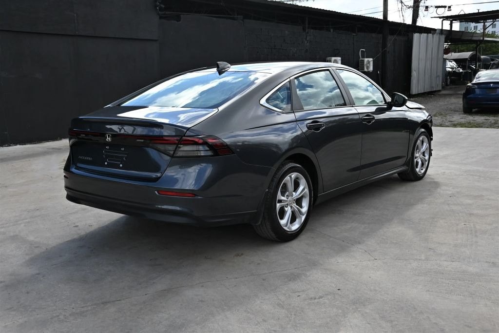 2025 Honda Accord Image 3