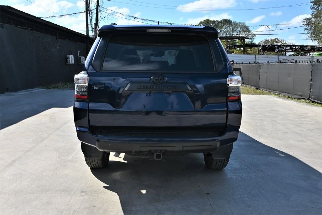 2023 Toyota 4Runner Image 3