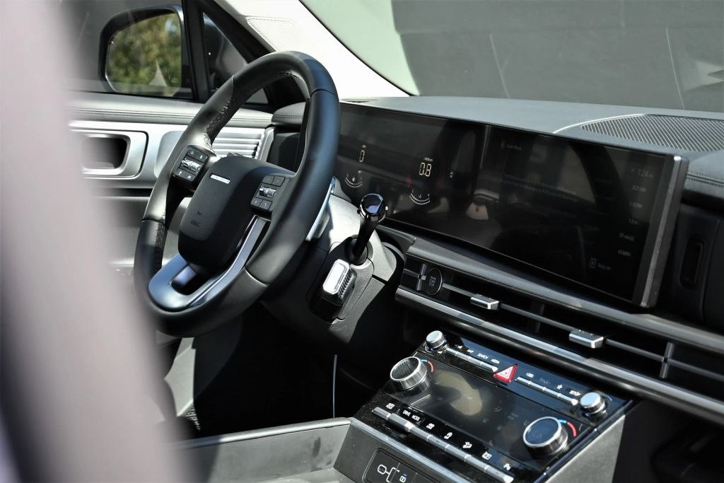 2025 Hyundai Santa Fe Image 10