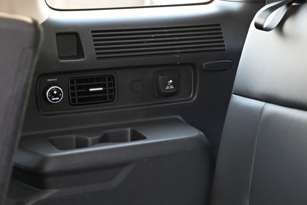 2025 Hyundai Santa Fe Image 25