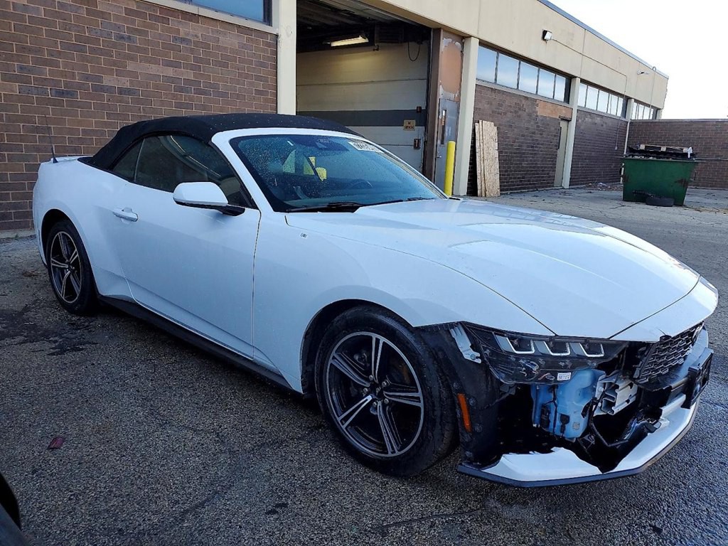 2024 Ford Mustang Image 4