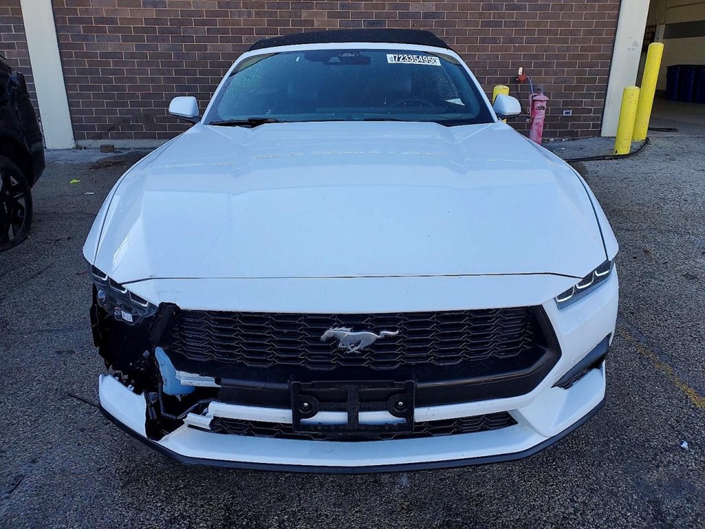 2024 Ford Mustang Image 5